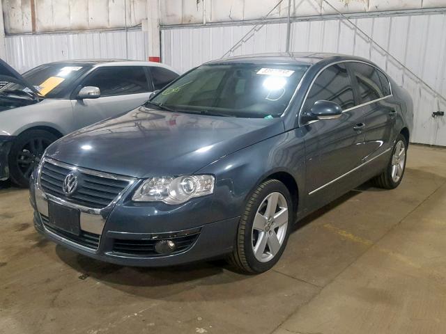 WVWJK93C19P034364 - 2009 VOLKSWAGEN PASSAT TUR GRAY photo 2