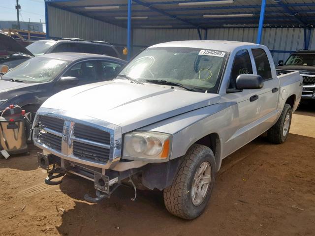 1D7HW48K57S103837 - 2007 DODGE DAKOTA QUA SILVER photo 2