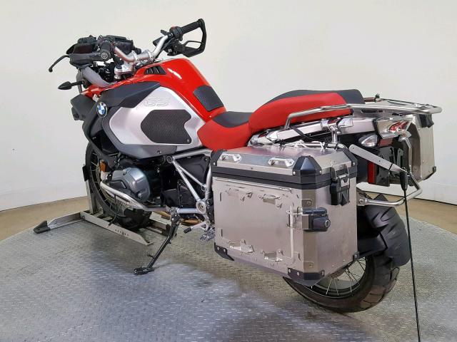 WB10A1200JZ953088 - 2018 BMW R1200 GS A RED photo 6