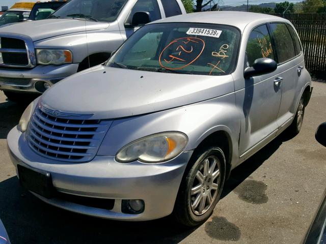 3A8FY58BX8T115900 - 2008 CHRYSLER PT CRUISER SILVER photo 2