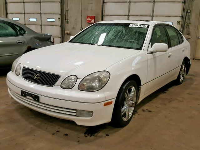 JT8BH68X4W0005456 - 1998 LEXUS GS 400 WHITE photo 2