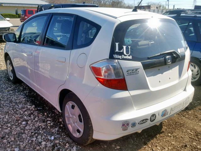 JHMGE8G35DC028457 - 2013 HONDA FIT WHITE photo 3