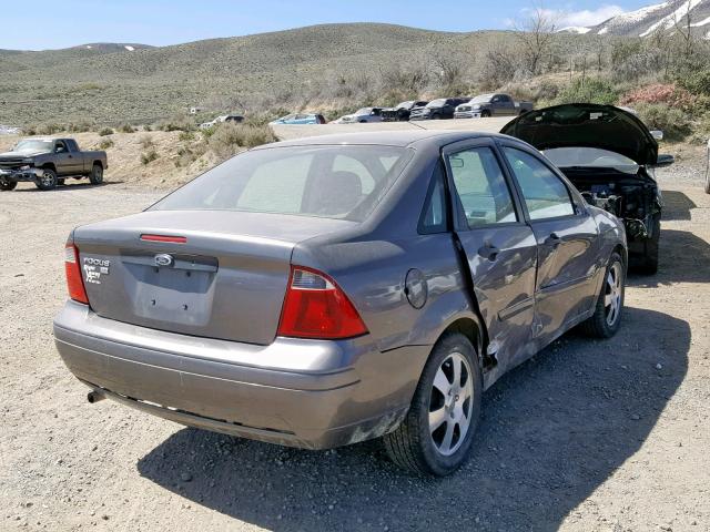 1FAFP34N67W259151 - 2007 FORD FOCUS ZX4 GRAY photo 4