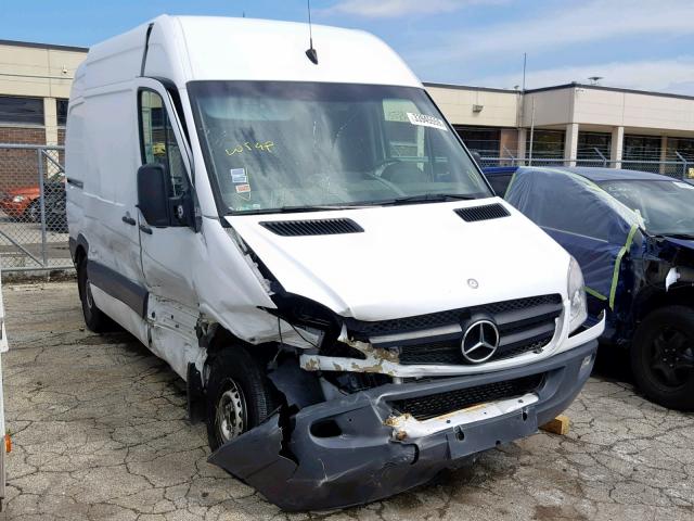 WD3PE7CC0D5737913 - 2013 MERCEDES-BENZ SPRINTER 2 WHITE photo 1