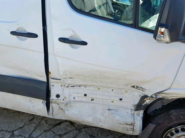 WD3PE7CC0D5737913 - 2013 MERCEDES-BENZ SPRINTER 2 WHITE photo 9