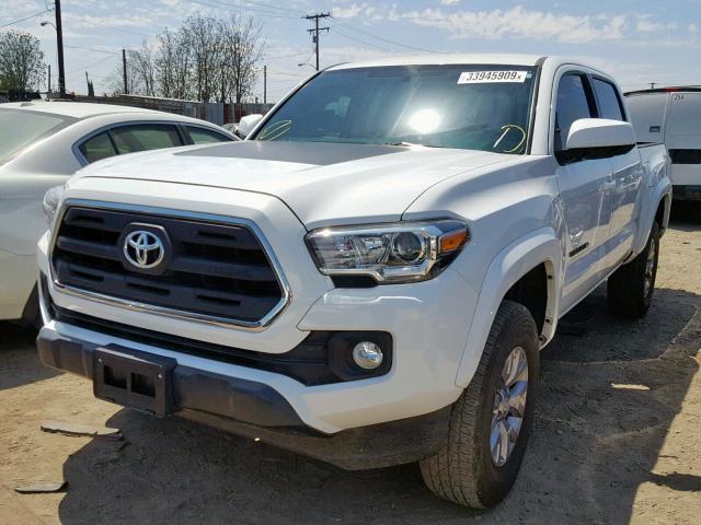 3TMAZ5CN5HM032966 - 2017 TOYOTA TACOMA DOU WHITE photo 2
