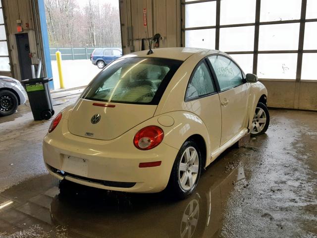 3VWRW31C07M512779 - 2007 VOLKSWAGEN NEW BEETLE Weiß Foto 4