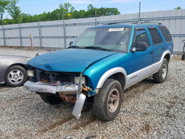 1GNCS13W3S2128759 - 1995 CHEVROLET BLAZER GREEN photo 2