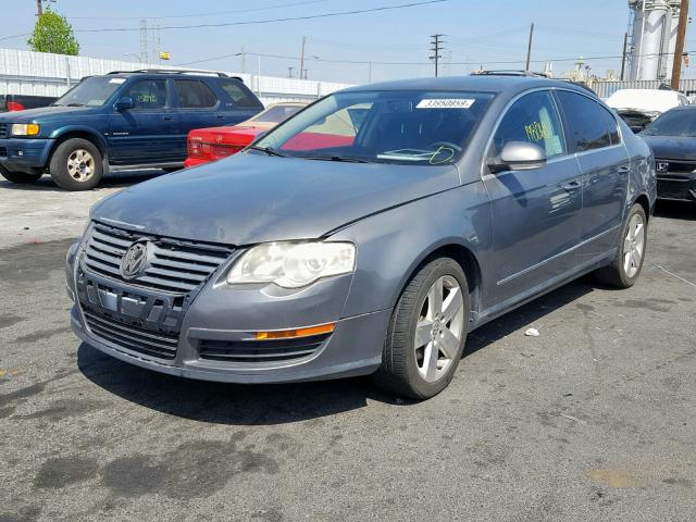 WVWAK73C18E187079 - 2008 VOLKSWAGEN PASSAT KOM CHARCOAL photo 2