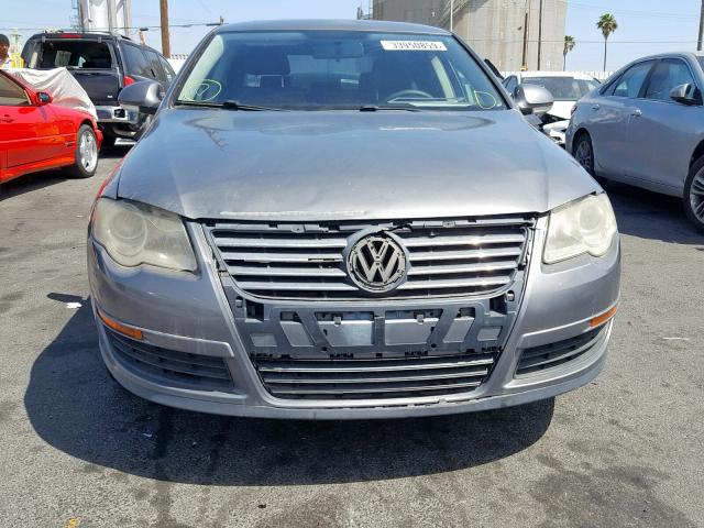 WVWAK73C18E187079 - 2008 VOLKSWAGEN PASSAT KOM CHARCOAL photo 9