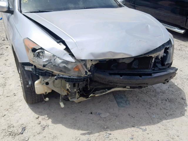 JHMCP26468C076961 - 2008 HONDA ACCORD LXP GRAY photo 9