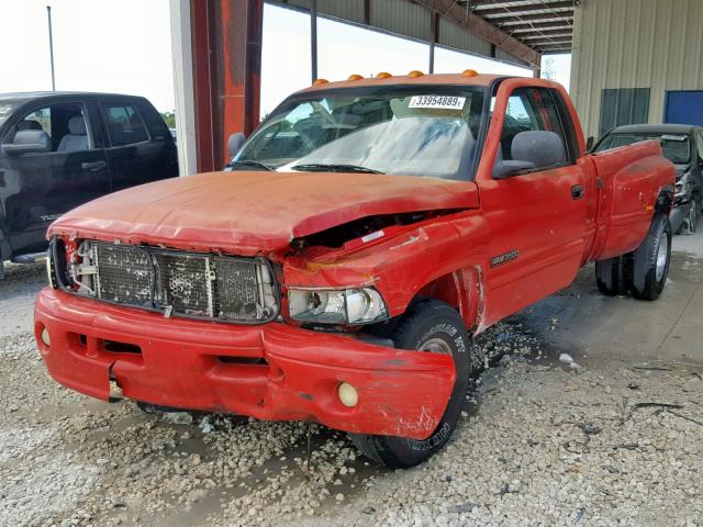 3B7MC33672M226174 - 2002 DODGE RAM 3500 RED photo 2