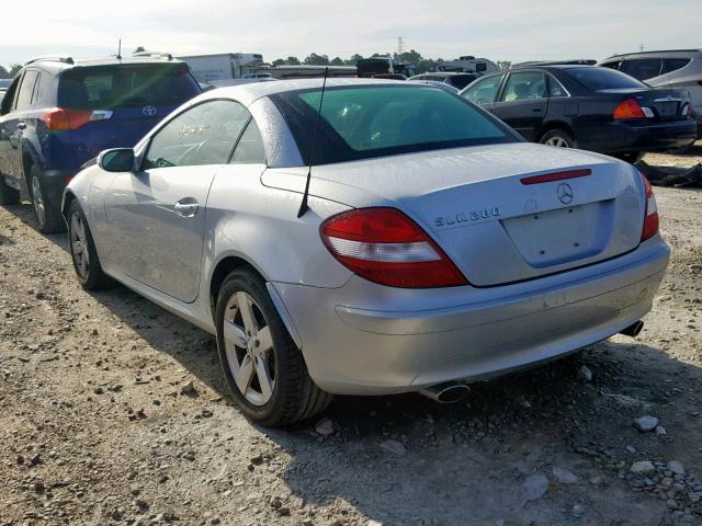 WDBWK54F76F110385 - 2006 MERCEDES-BENZ SLK 280 SILVER photo 3