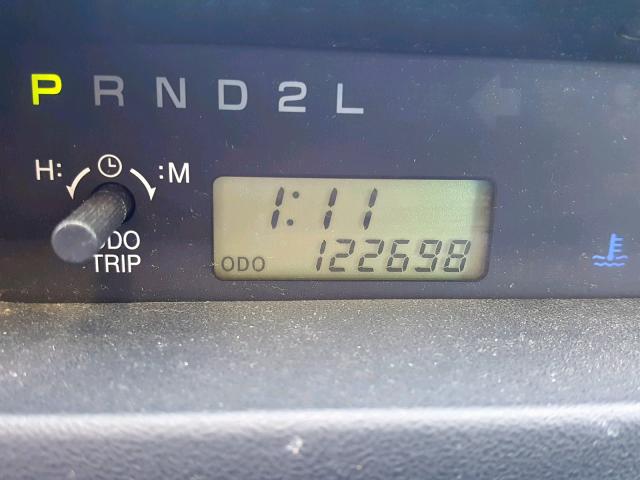 JTLKT324754016086 - 2005 TOYOTA SCION XB YELLOW photo 8