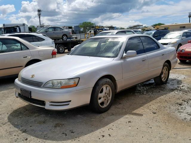 JT8GK13T4R0060735 - 1994 LEXUS ES 300 BEIGE photo 2