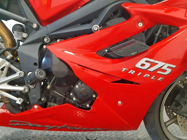 SMTD00NS89J395873 - 2009 TRIUMPH MOTORCYCLE DAYTONA 67 RED photo 5