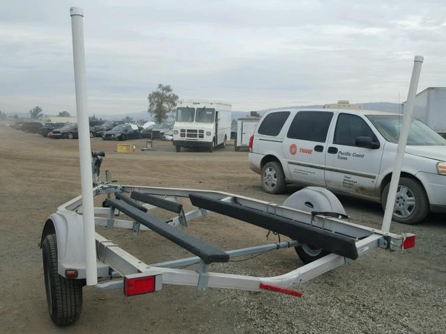 1ZEVADNU5GA004410 - 2016 BOAT TRAILER SILVER photo 3