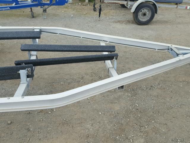 1ZEVADNU5GA004410 - 2016 BOAT TRAILER SILVER photo 5