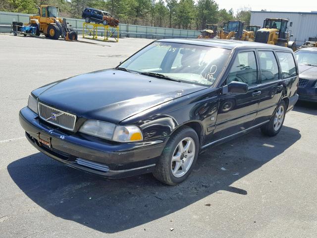 YV1LW61J8Y2633152 - 2000 VOLVO V70 BASE BLACK photo 2