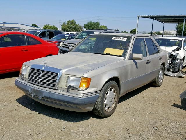 WDBEA34E3NB800621 - 1992 MERCEDES-BENZ 400 E BEIGE photo 2