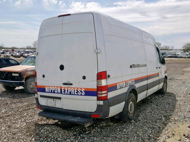 WDYPE8DC7F5976943 - 2015 FREIGHTLINER SPRINTER 2 WHITE photo 4