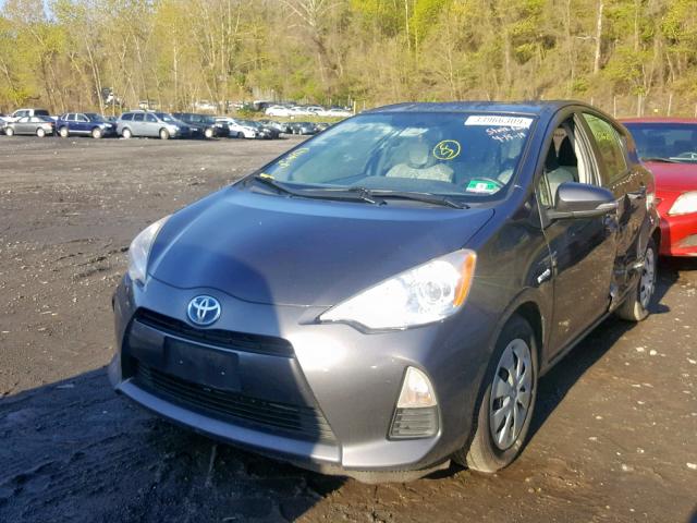 JTDKDTB32C1517286 - 2012 TOYOTA PRIUS C GRAY photo 2