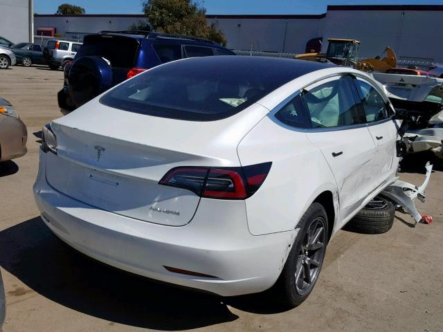 5YJ3E1EBXJF178984 - 2018 TESLA MODEL 3 WHITE photo 4