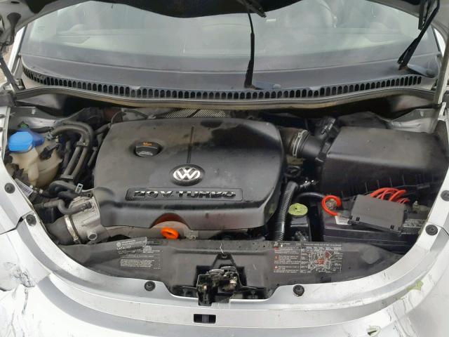 3VWCD31C14M406610 - 2004 VOLKSWAGEN NEW BEETLE Gümüş foto 7