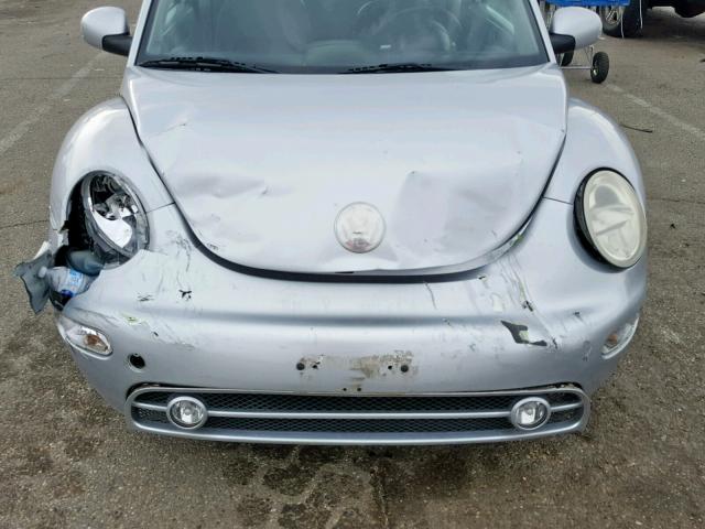 3VWCD31C14M406610 - 2004 VOLKSWAGEN NEW BEETLE Gümüş foto 9