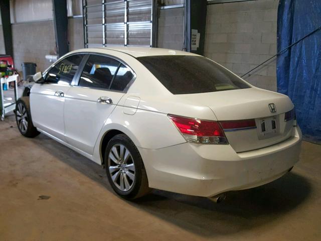 1HGCP3F8XCA011272 - 2012 HONDA ACCORD EXL WHITE photo 3