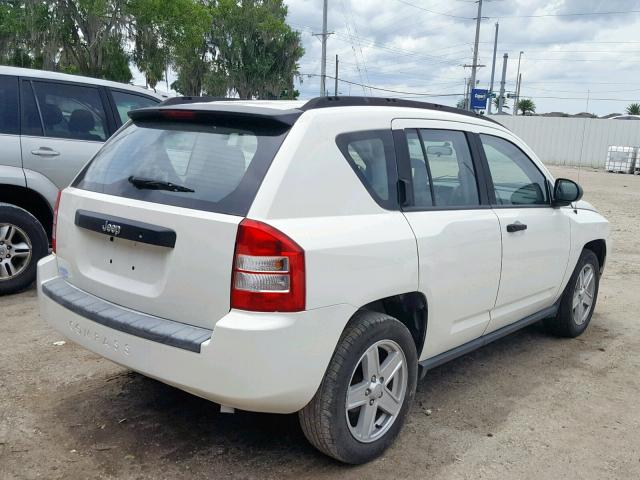 1J8FT47097D352830 - 2007 JEEP COMPASS WHITE photo 4