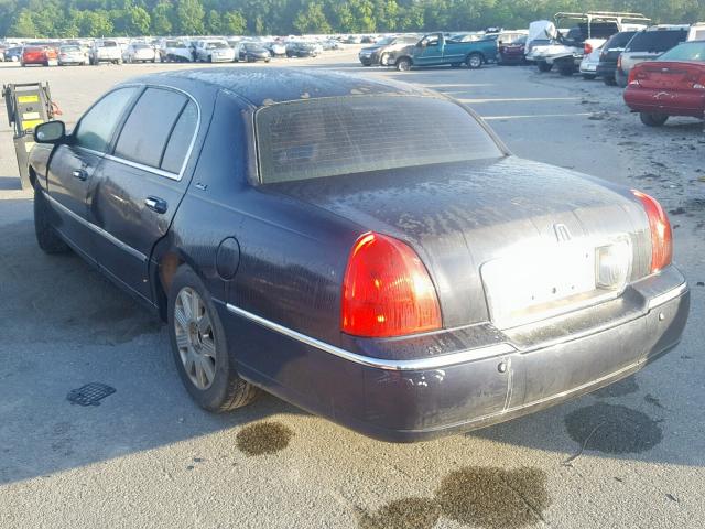 1LNHM85WX3Y680297 - 2003 LINCOLN TOWN CAR C BLUE photo 3