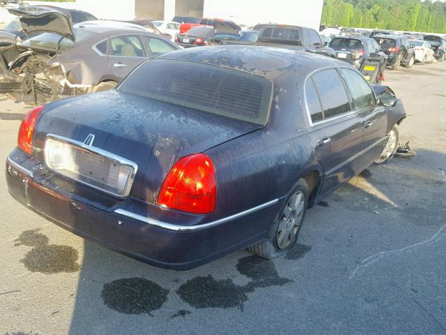 1LNHM85WX3Y680297 - 2003 LINCOLN TOWN CAR C BLUE photo 4