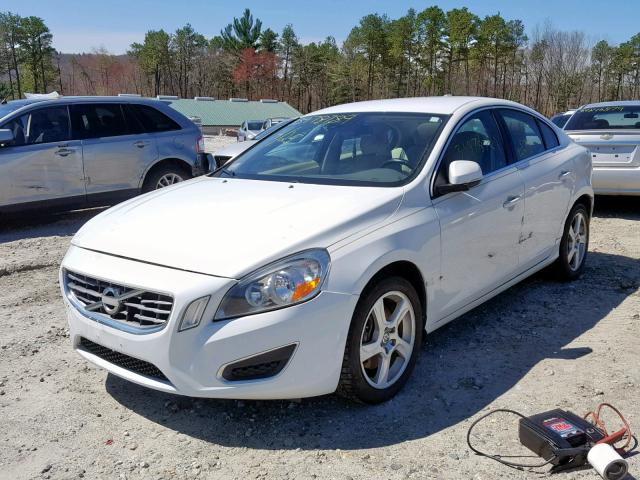 YV1622FS7C2142535 - 2012 VOLVO S60 T5 WHITE photo 2