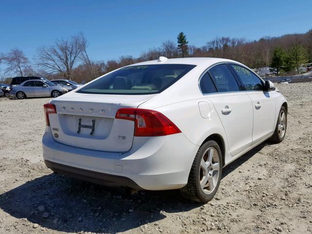 YV1622FS7C2142535 - 2012 VOLVO S60 T5 WHITE photo 4