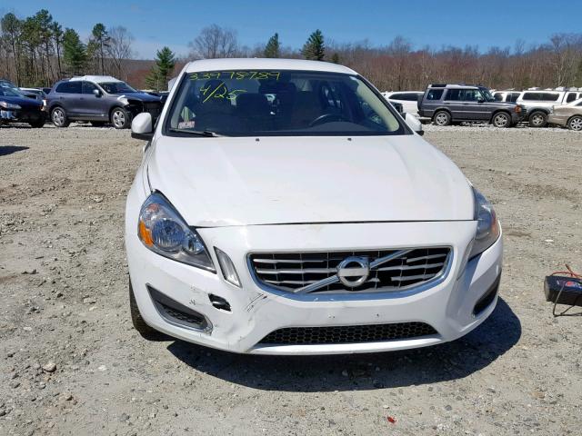 YV1622FS7C2142535 - 2012 VOLVO S60 T5 WHITE photo 9