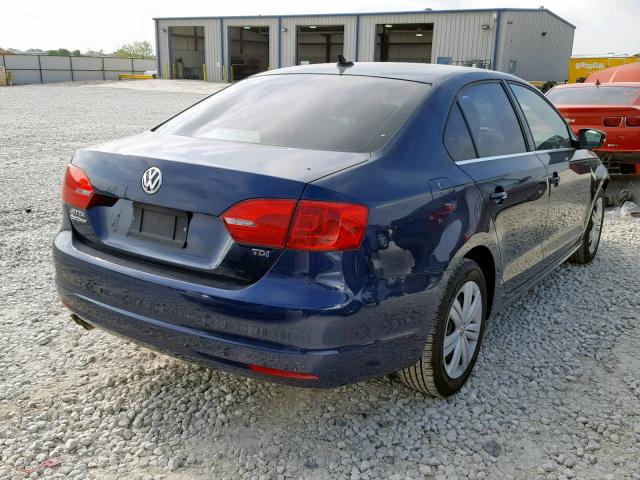 3VWLL7AJ0DM359272 - 2013 VOLKSWAGEN JETTA TDI BLUE photo 4