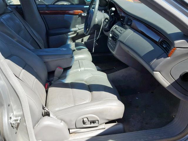 1G6KD54Y94U181157 - 2004 CADILLAC DEVILLE SILVER photo 5