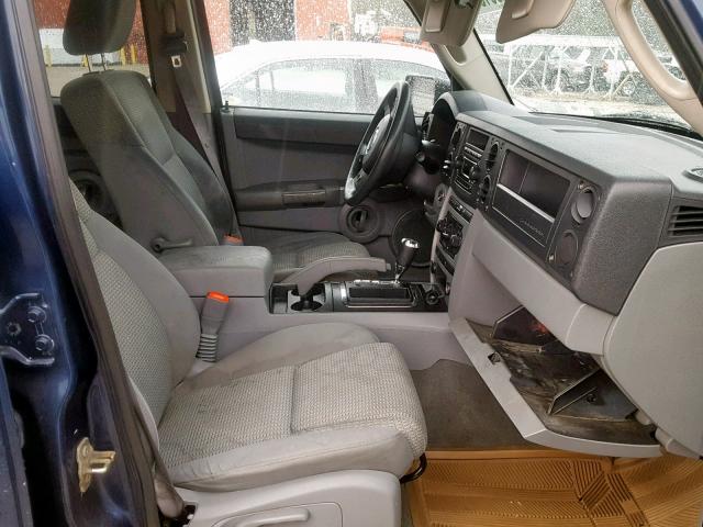1J8HG48K76C139974 - 2006 JEEP COMMANDER BLUE photo 5
