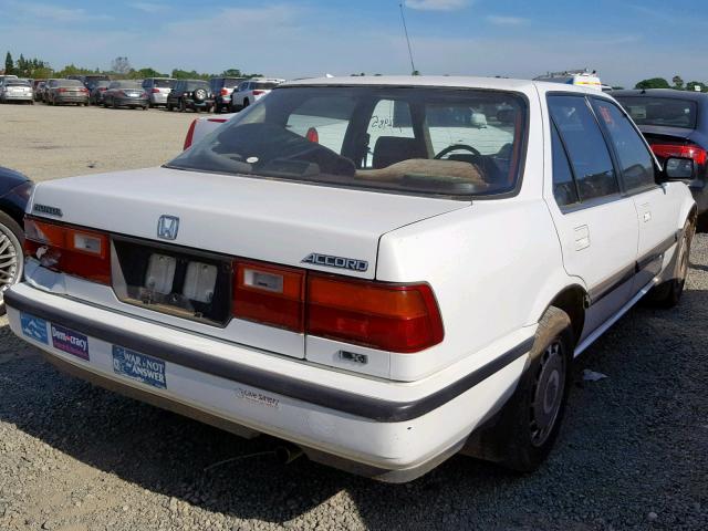 JHMCA5647KC009151 - 1989 HONDA ACCORD LXI WHITE photo 4