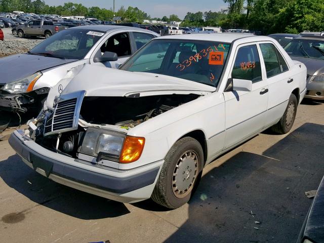 WDBEA30D7NB827575 - 1992 MERCEDES-BENZ 300 E WHITE photo 2