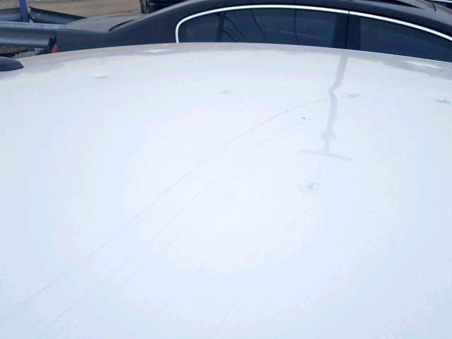 1G1ZG57N394219776 - 2009 CHEVROLET MALIBU LS WHITE photo 9