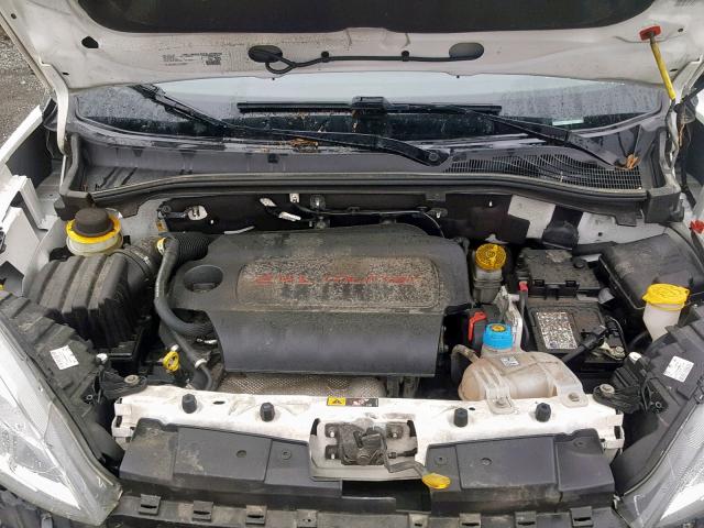 ZFBERFAT7G6B59778 - 2016 RAM PROMASTER 白色 照片 7