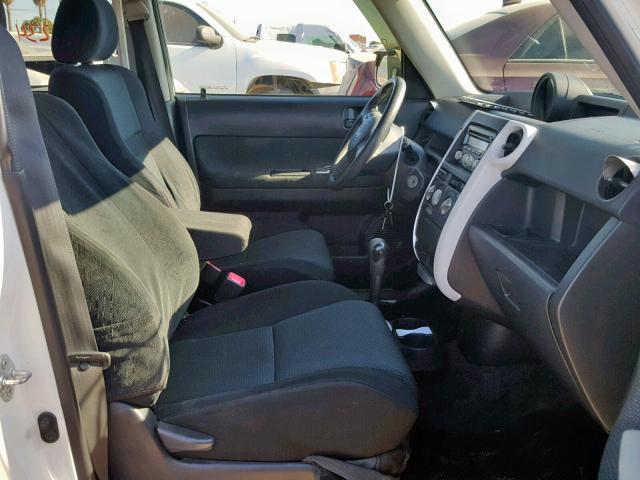 JTLKT324064112448 - 2006 TOYOTA SCION XB 白色 照片 5