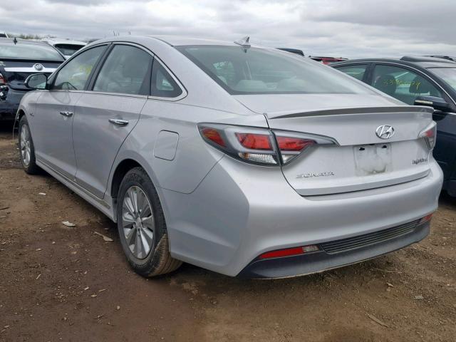 KMHE24L14GA022059 - 2016 HYUNDAI SONATA HYB SILVER photo 3