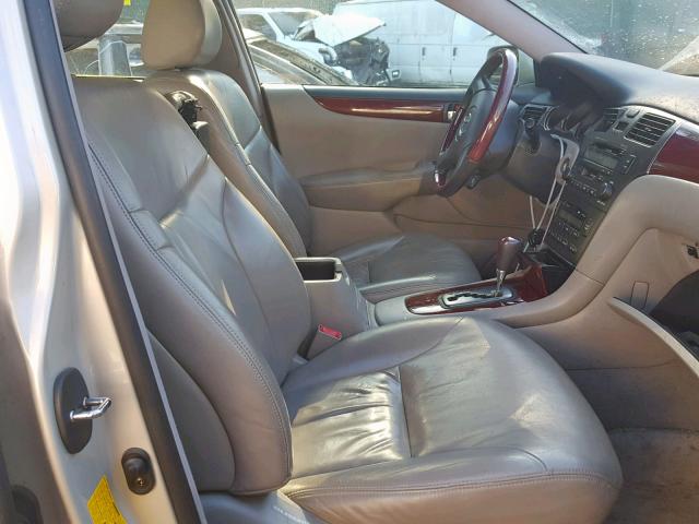 JTHBF30G230115756 - 2003 LEXUS ES 300 SILVER photo 5