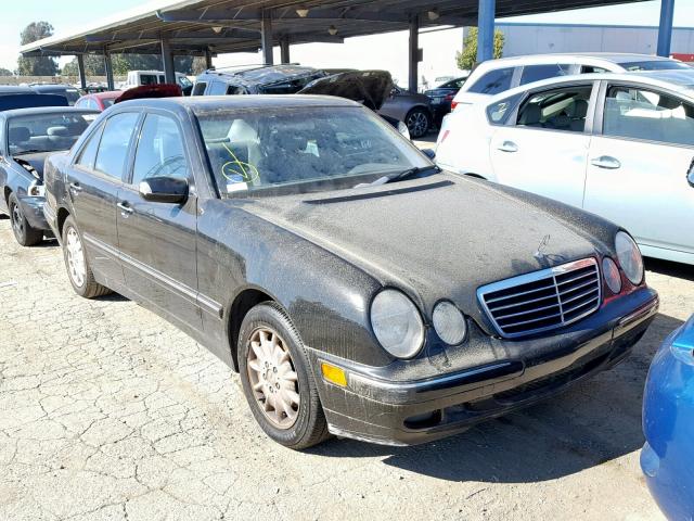 WDBJF65J6YB056899 - 2000 MERCEDES-BENZ E 320 BLACK photo 1