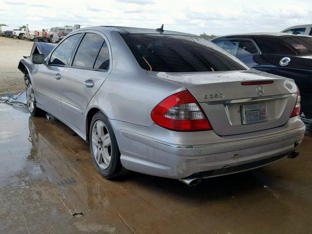 WDBUF56X18B228704 - 2008 MERCEDES-BENZ E 350 SILVER photo 3