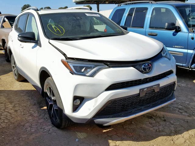 JTMNFREV3GJ071467 - 2016 TOYOTA RAV4 SE WHITE photo 1