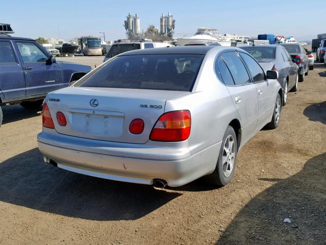 JT8BD68S4Y0107889 - 2000 LEXUS GS 300 SILVER photo 4